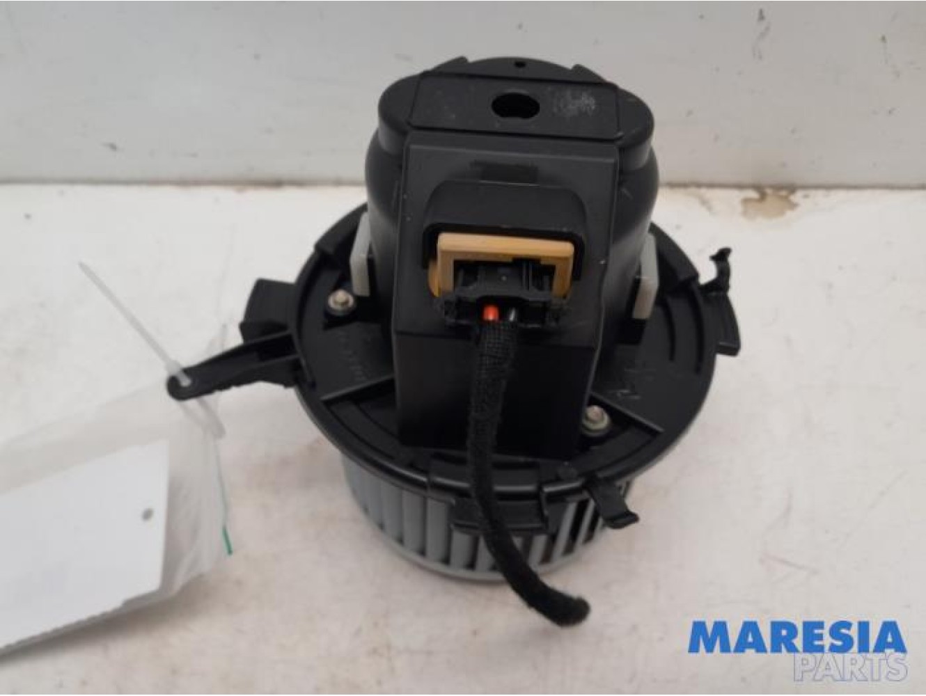 Citroen - C4 Picasso - Heating and ventilation fan motor