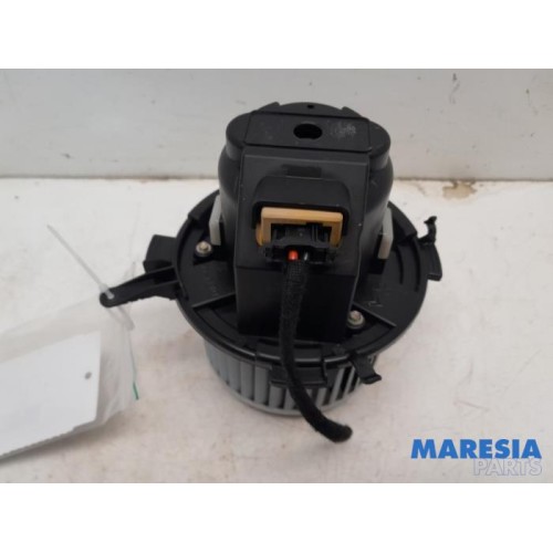 Citroen - C4 Picasso - Heating and ventilation fan motor