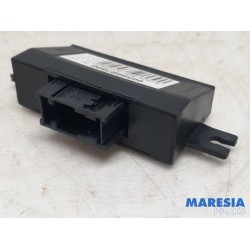 Citroen - C4 Picasso - Central door locking module