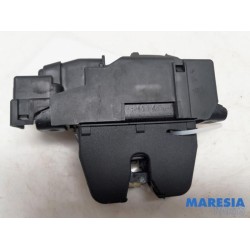 Citroen - C4 Picasso - Tailgate lock mechanism