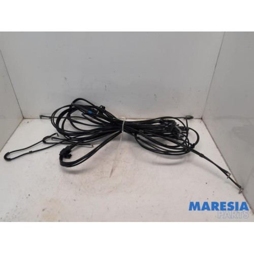 Peugeot - 308 - Cabriodak leiding hydraulisch