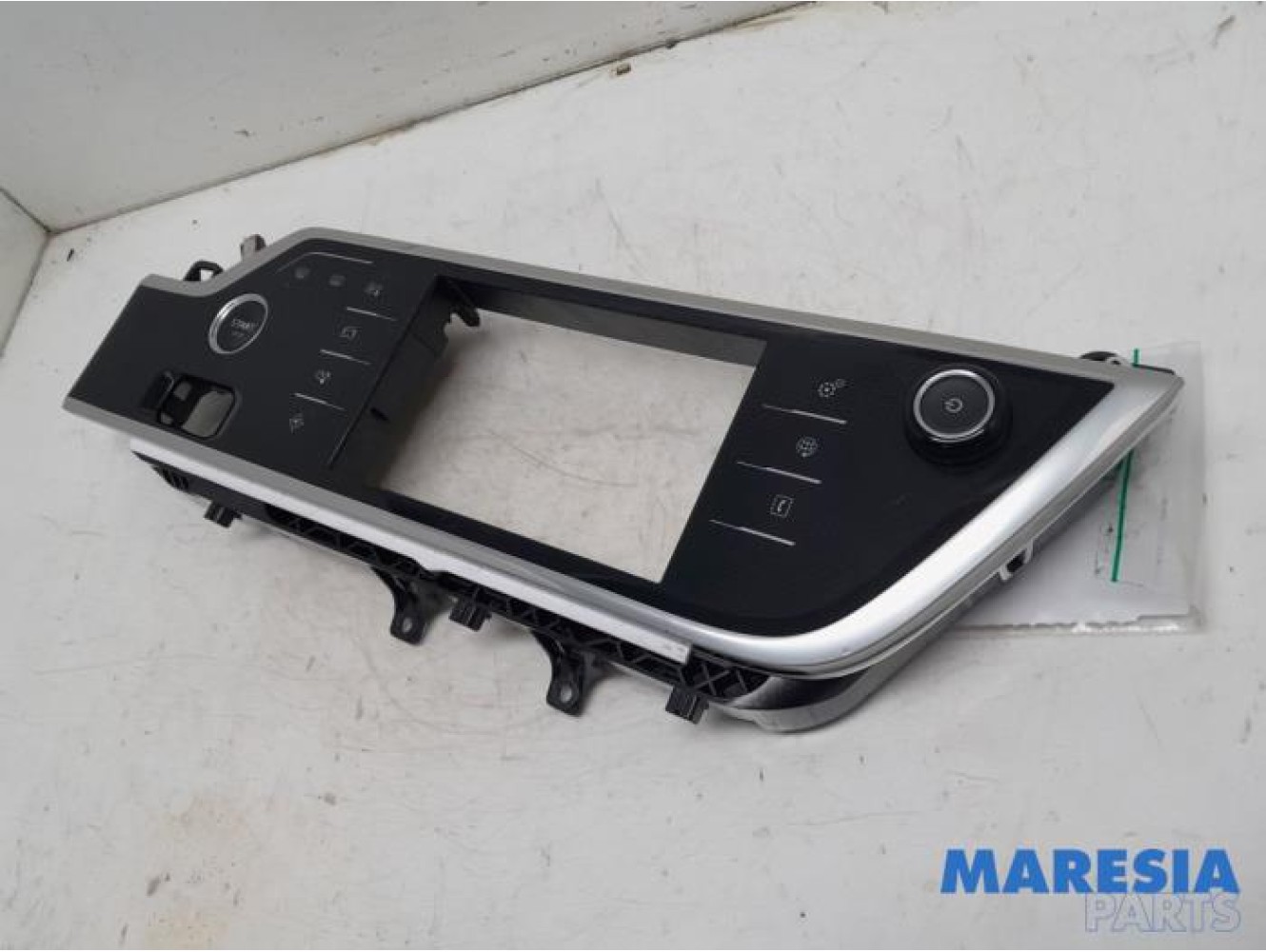 Citroen - C4 Picasso - Multi-media control unit