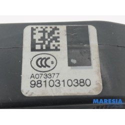 Citroen - C4 Picasso - Door lock mechanism 4-door, front left