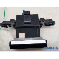 Citroen - C4 Picasso - Parking brake switch