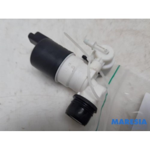 Citroen - C4 Picasso - Windscreen washer pump
