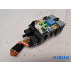 Citroen - C4 Picasso - Fuse box