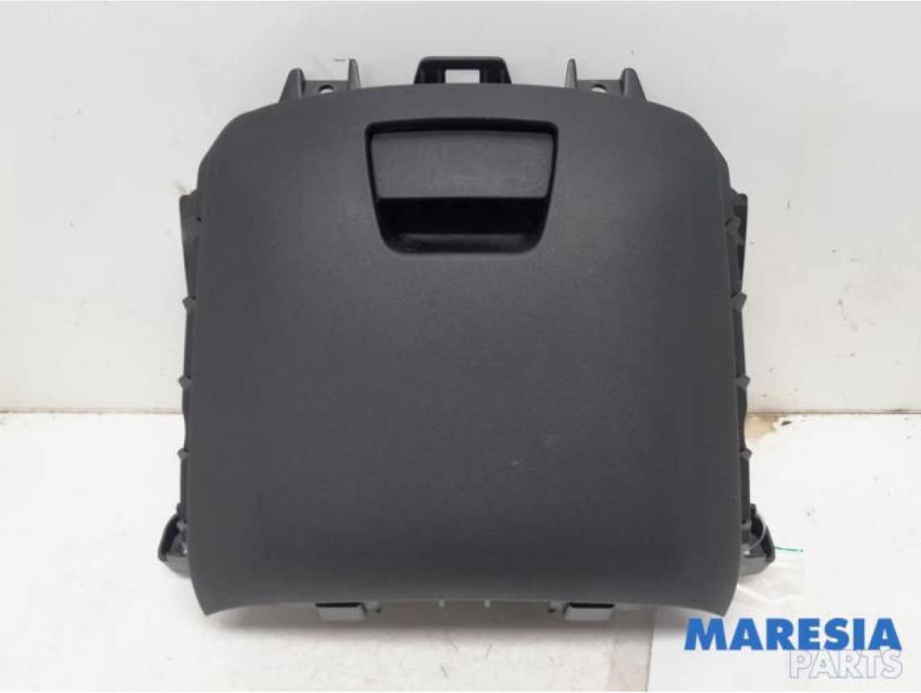 Citroen - C4 Picasso - Glovebox