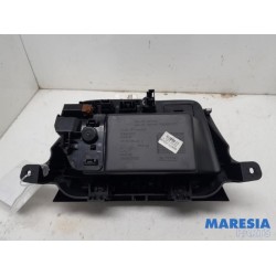 Citroen - C4 Picasso - Glovebox
