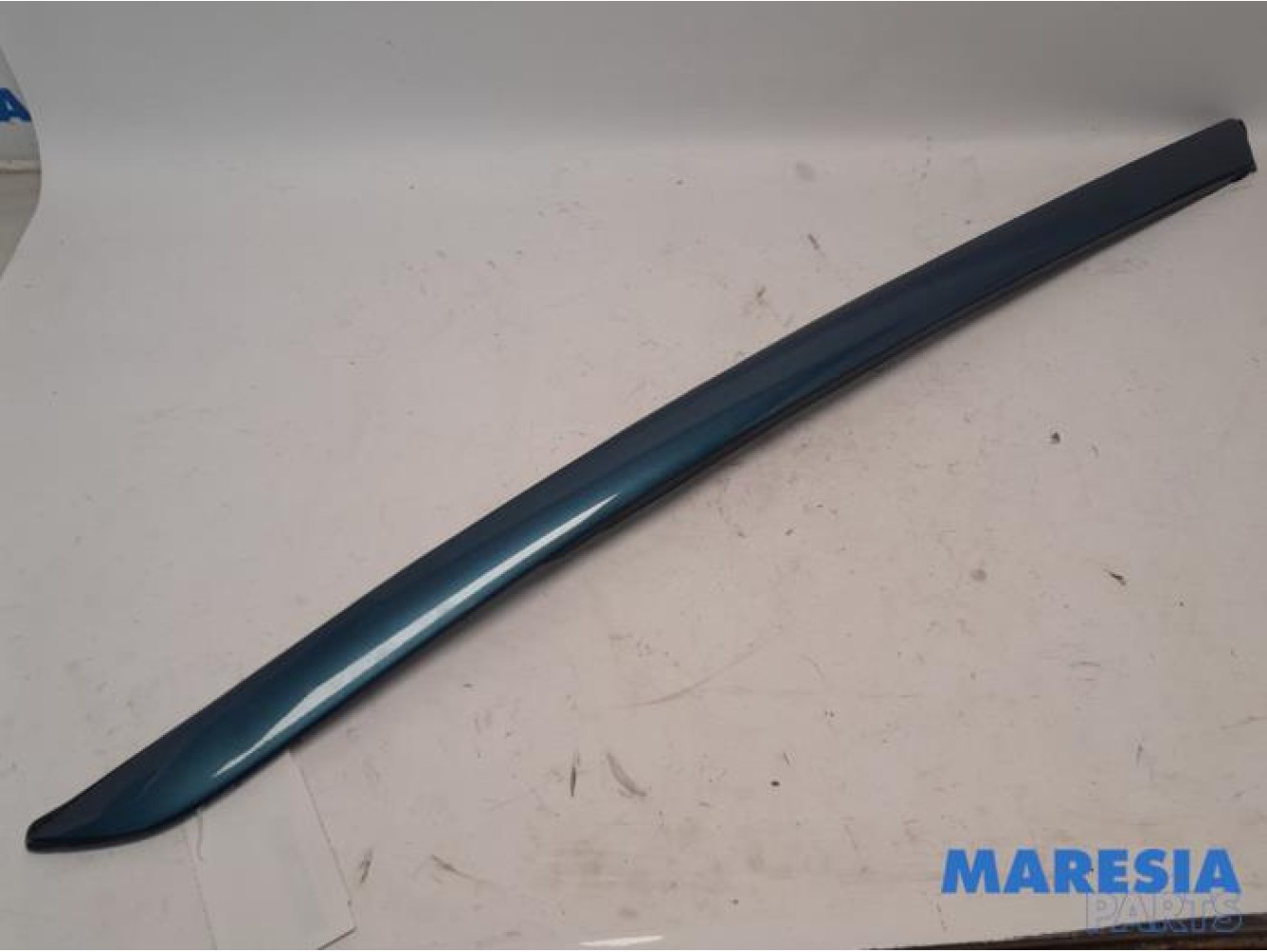 Citroen - C4 Picasso - Frontscreen frame