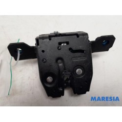 Opel - Karl - Tailgate lock mechanism