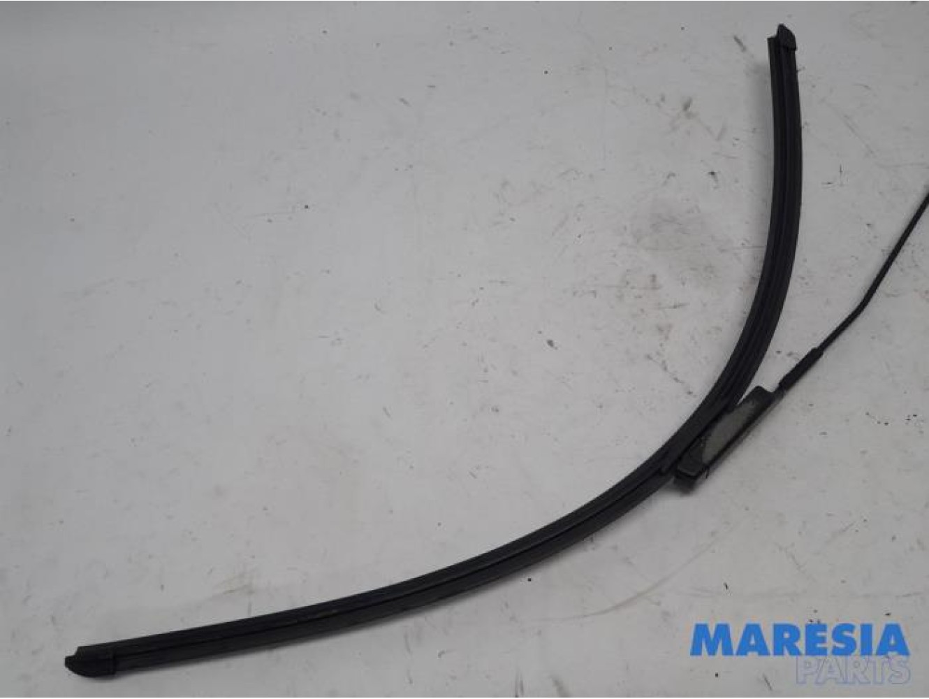 Peugeot - 308 - Front wiper arm