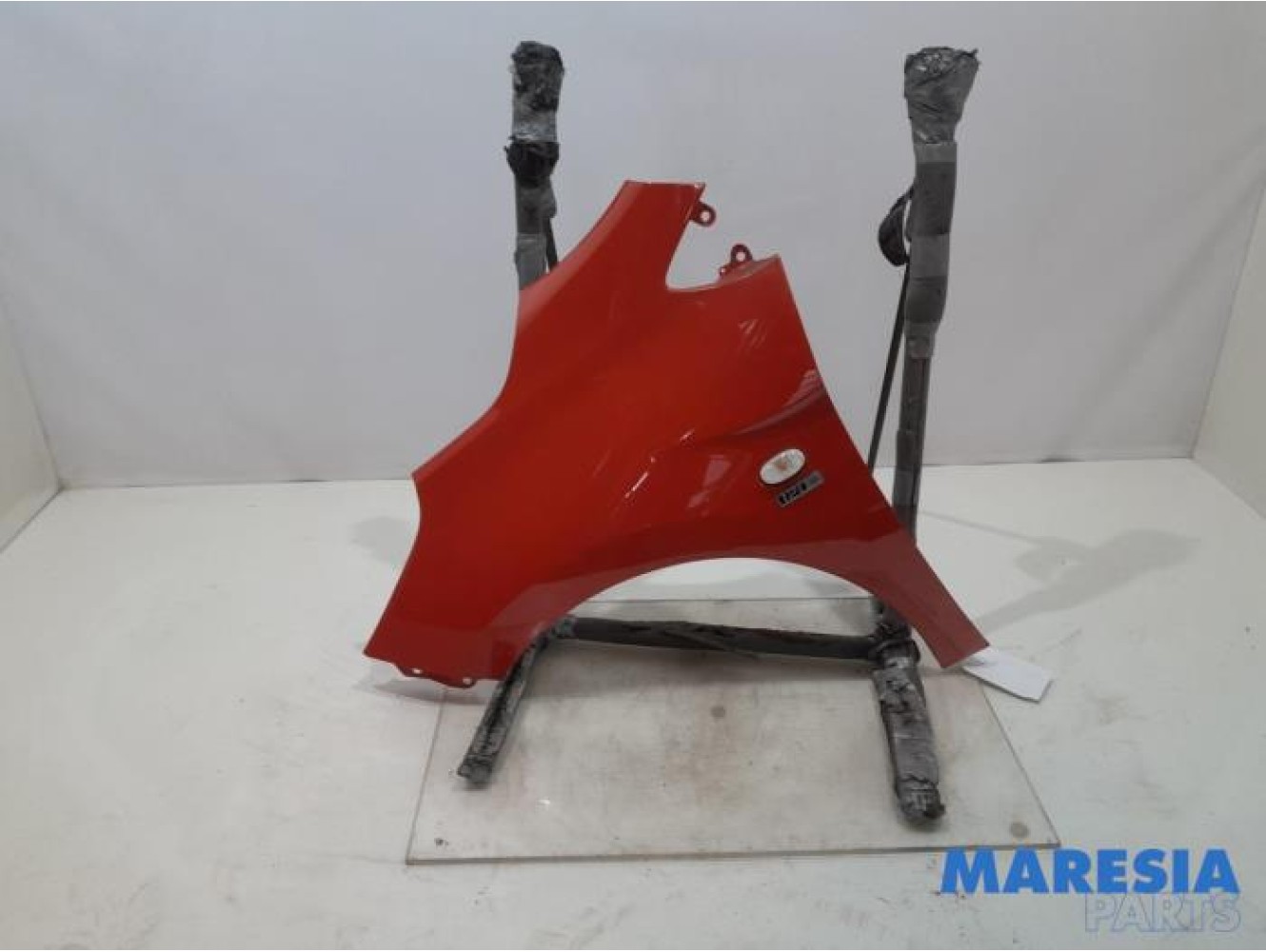 Opel - Karl - Scherm links-voor