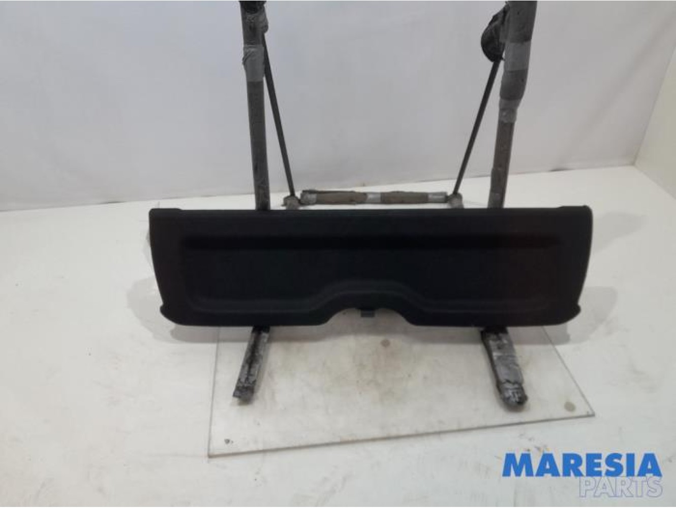 Opel - Karl - Hutablage