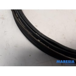 Alfa Romeo - Giulietta - Tailgate seal