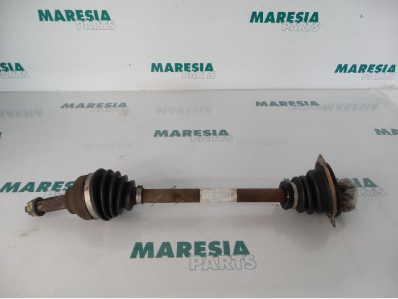 Renault - Trafic - Aandrijfas links-voor