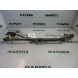 Citroen - Pluriel - Wiper mechanism