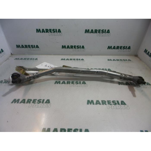 Citroen - Pluriel - Wiper mechanism