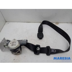 Alfa Romeo - Giulietta - Front seatbelt, right