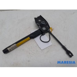 Alfa Romeo - Giulietta - Gordelspanner links