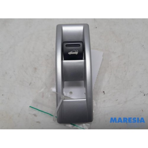 Peugeot - 307 - Commande toit escamotable