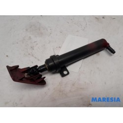 Alfa Romeo - Giulietta - Headlight washer