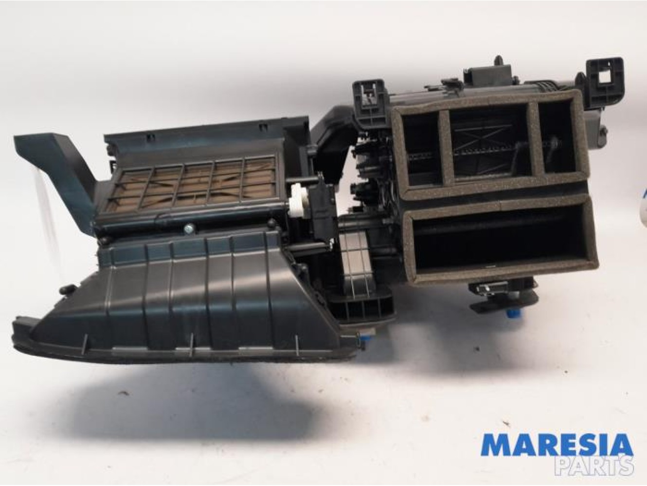 Opel - Karl - Heater housing