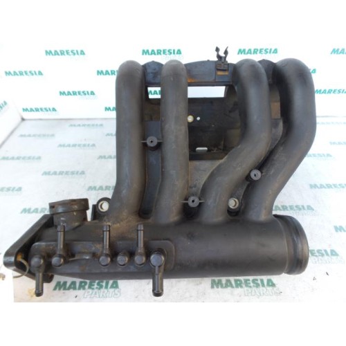 Renault - Clio - Intake manifold