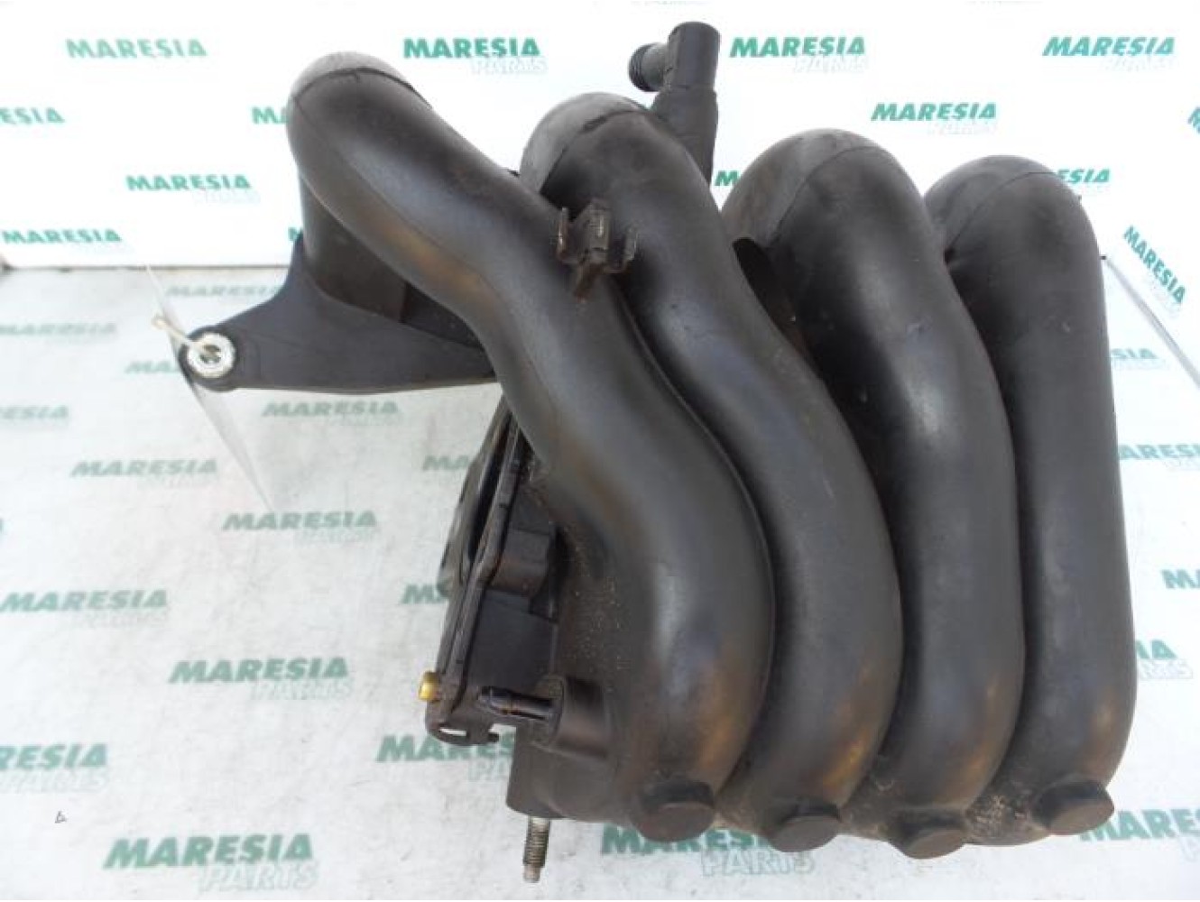 Renault - Clio - Intake manifold