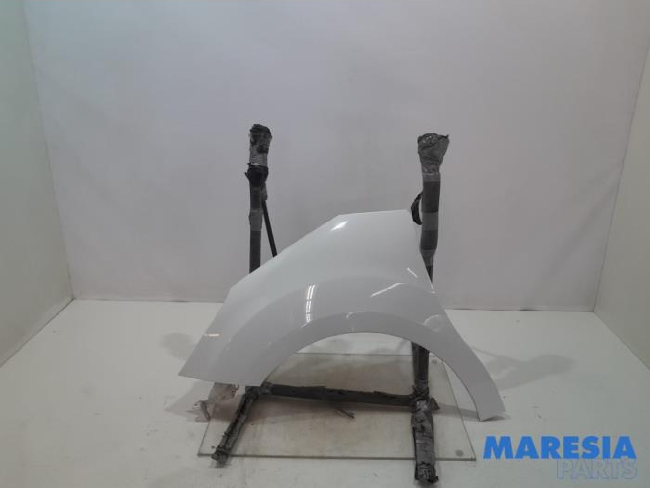 Citroen - DS3 - Front wing, left