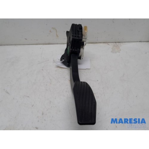 Opel - Karl - Gaspedalposition Sensor