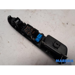 Opel - Karl - Multi-functional window switch