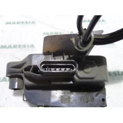 Renault - Laguna - Front door lock mechanism 4-door, right