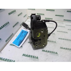 Renault - Laguna - Front door lock mechanism 4-door, right