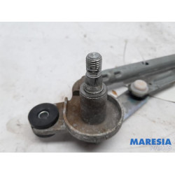Opel - Karl - Wiper mechanism