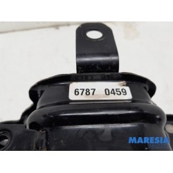 Opel - Karl - Engine mount
