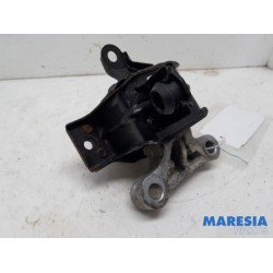 Opel - Karl - Engine mount
