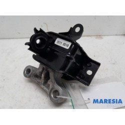 Opel - Karl - Engine mount