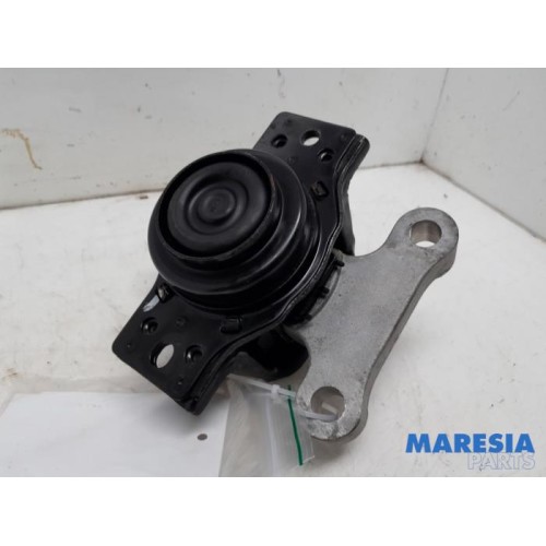 Opel - Karl - Engine mount