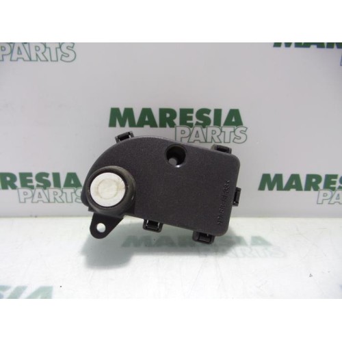 Renault - Laguna - Kachelklep Motor