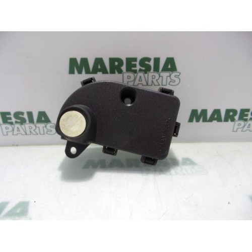 Renault - Laguna - Heater valve motor