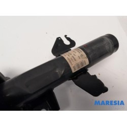 Alfa Romeo - Giulietta - Front shock absorber rod, right