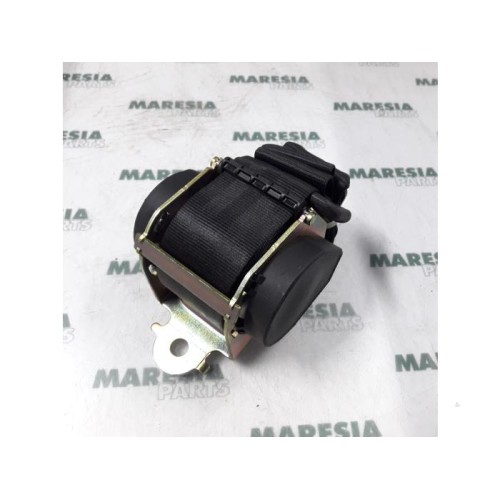 Peugeot - 407 - Sicherheitsgurt links hinten