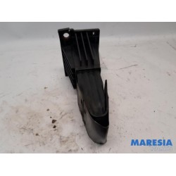 Alfa Romeo - Giulietta - Front bumper bracket, left