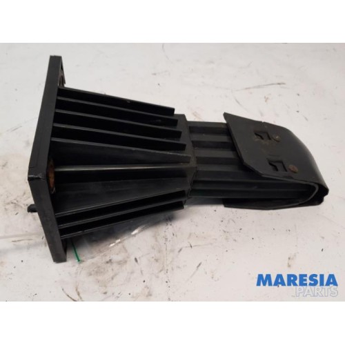 Alfa Romeo - Giulietta - Front bumper bracket, left