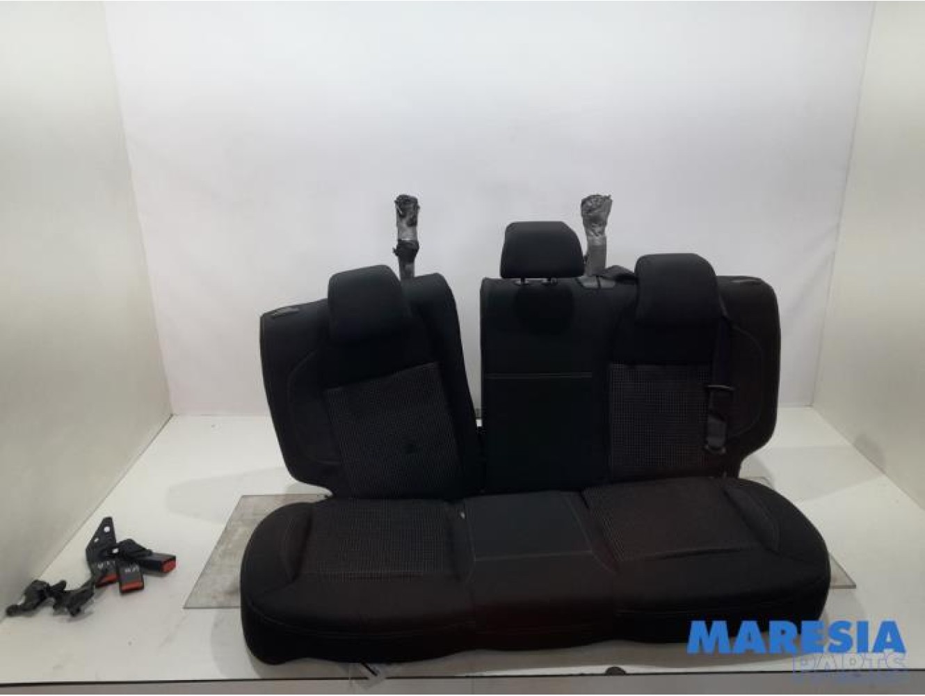 Peugeot - 208 - Rear bench seat