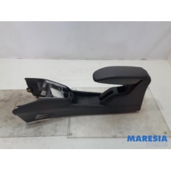 Peugeot - 208 - Middle console