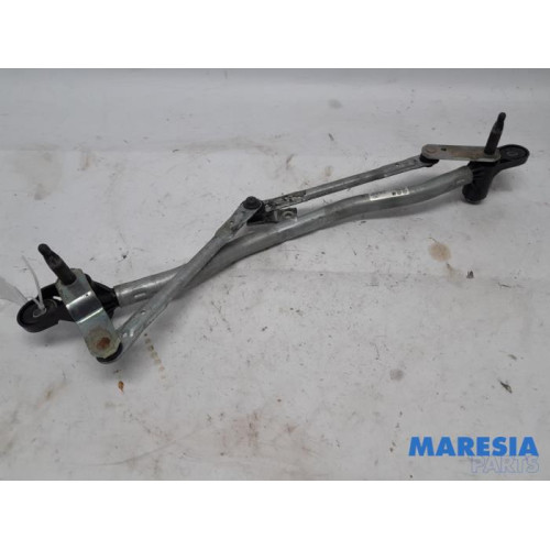 Alfa Romeo - Giulietta - Wiper mechanism