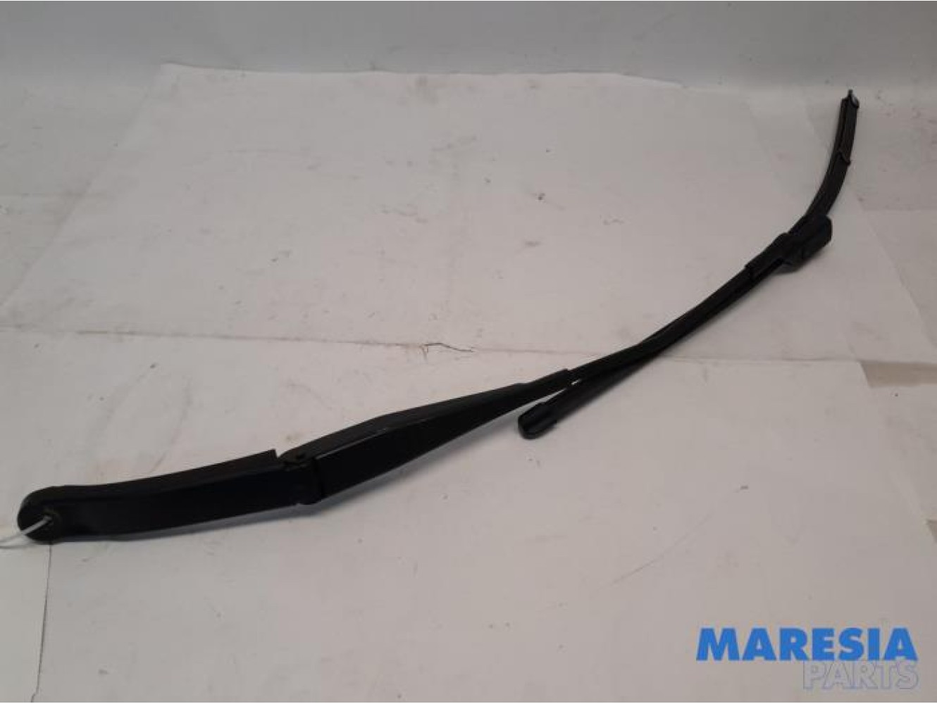 Alfa Romeo - Giulietta - Front wiper arm