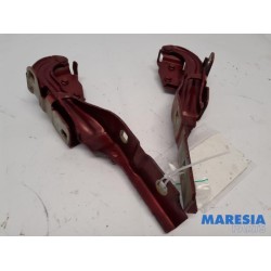 Alfa Romeo - Giulietta - Bonnet Hinge