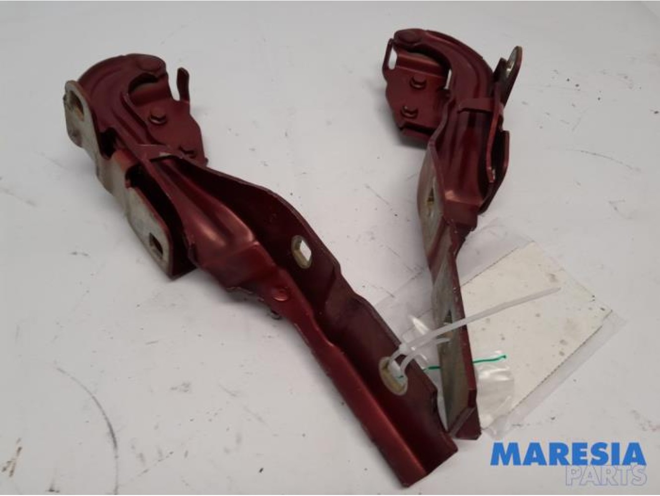 Alfa Romeo - Giulietta - Bonnet Hinge